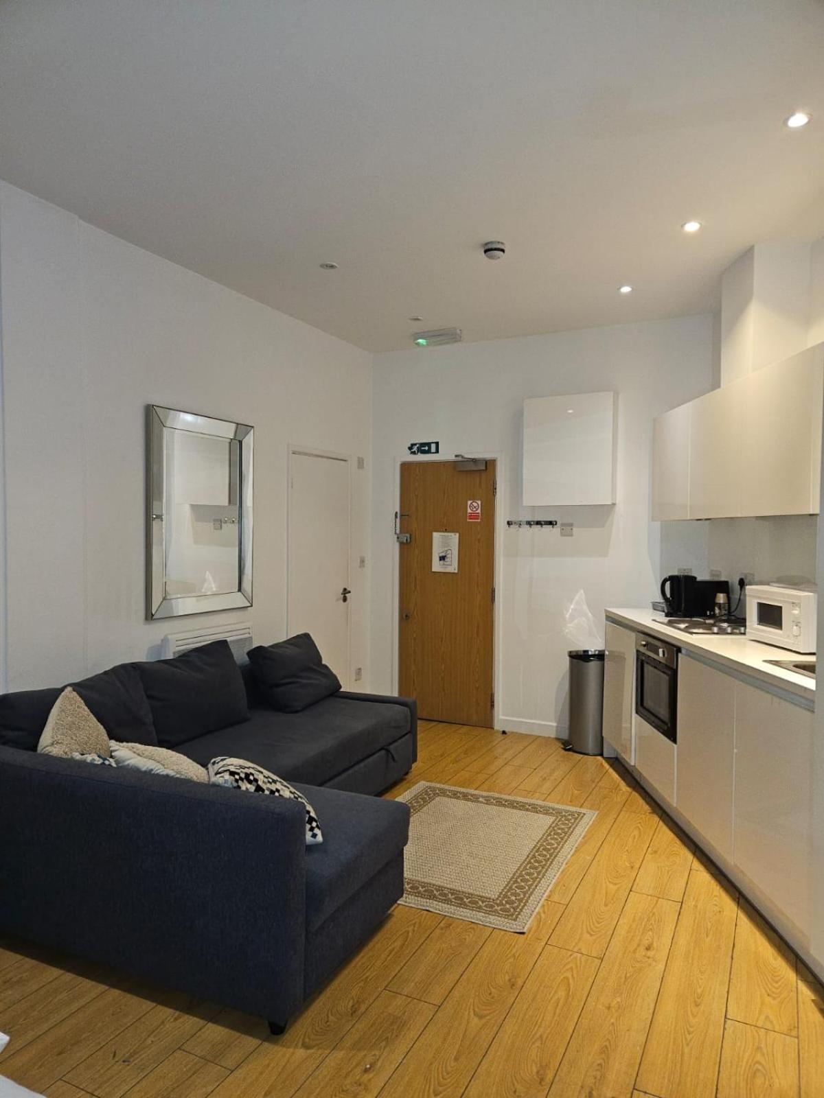 Classic Studio For 4 In Piccadilly Soho Central London Vr3 المظهر الخارجي الصورة
